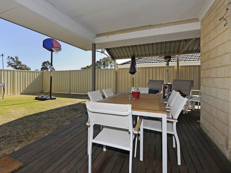 18 Edgecumbe Terrace, Baldivis WA 6171