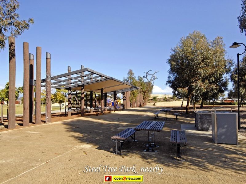 18 Edgecumbe Terrace, Baldivis WA 6171