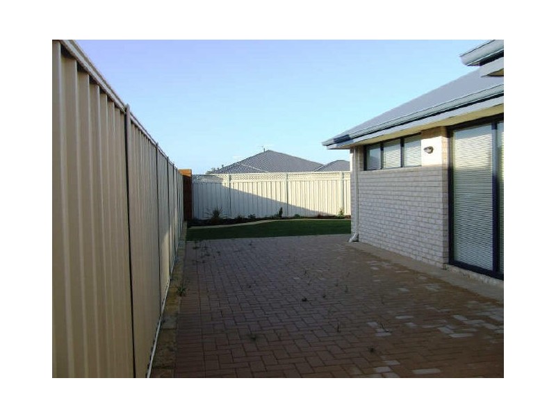 45 Waring Heights, Baldivis WA 6171