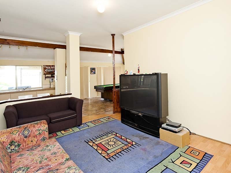 4 Taki Place, Secret Harbour WA 6173