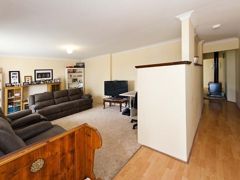 4 Taki Place, Secret Harbour WA 6173