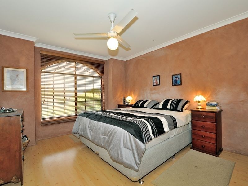 2 Galway Gardens, Warnbro WA 6169