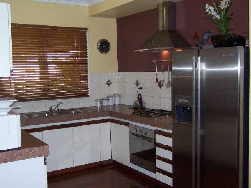 2 William Street, Rockingham WA 6168