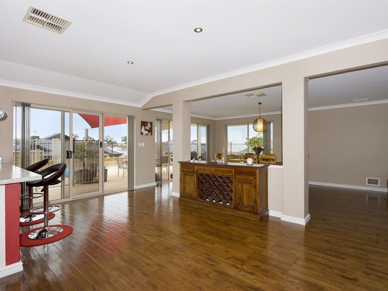 13 Waring Heights, Baldivis WA 6171