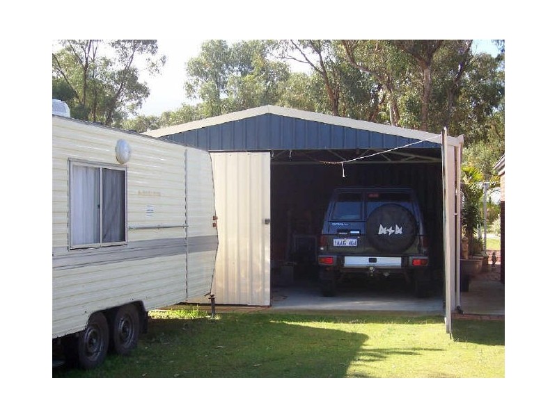 8 Oak Way, Baldivis WA 6171