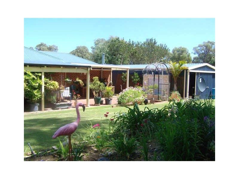 8 Oak Way, Baldivis WA 6171