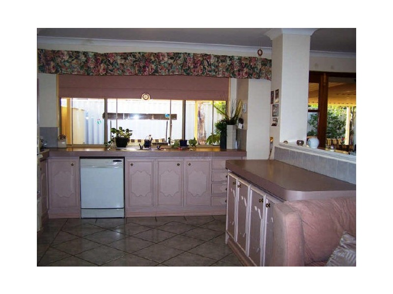 25 Timberlane Loop, Cooloongup WA 6168