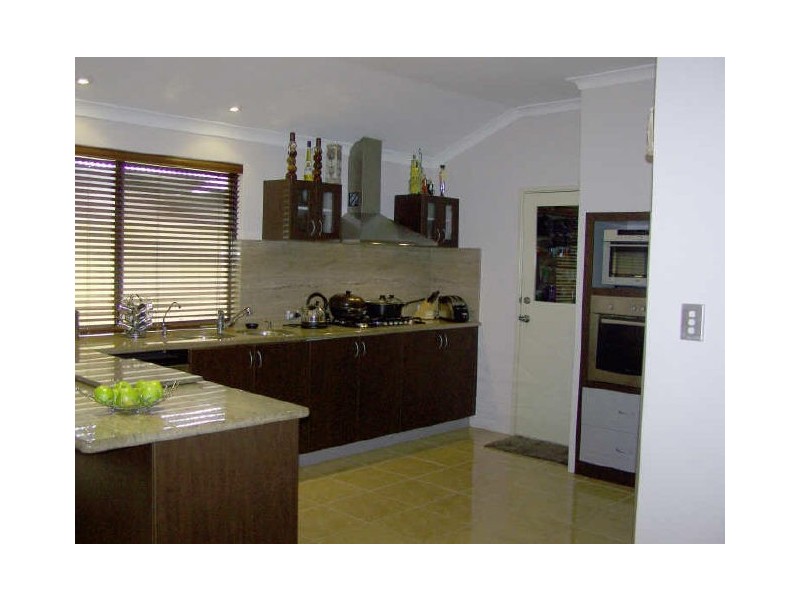 17 Epsilon Drive, Rockingham WA 6168