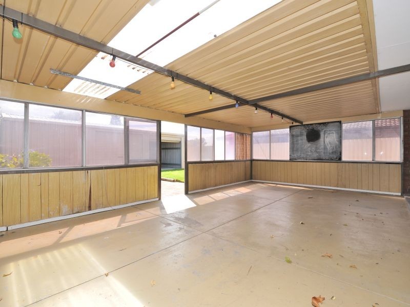 20 Kopai Crescent, Waikiki WA 6169