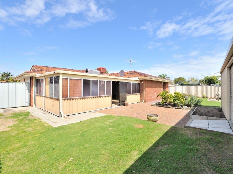 20 Kopai Crescent, Waikiki WA 6169