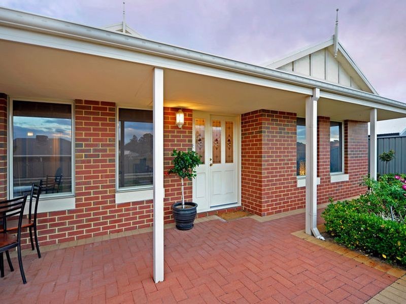 16 Kootingal Bend, Baldivis WA 6171