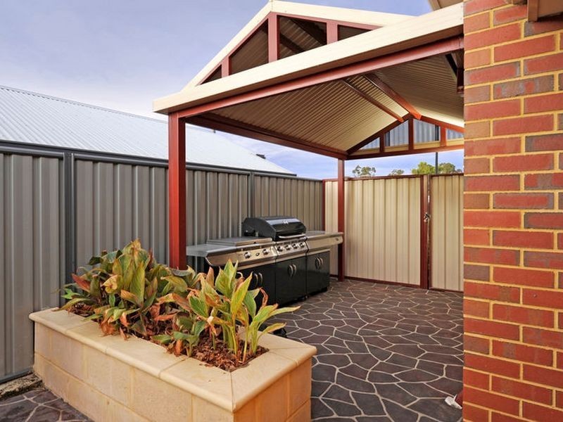 16 Kootingal Bend, Baldivis WA 6171