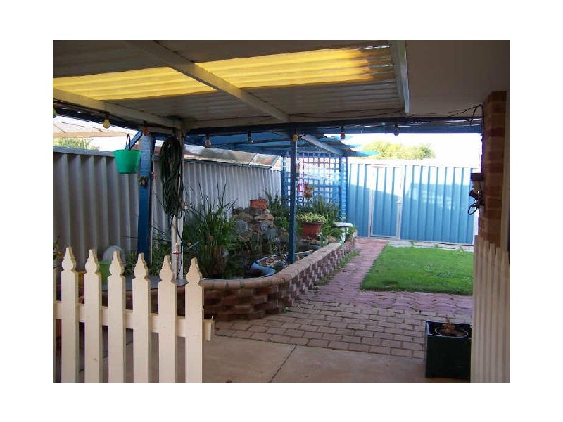 32 Royal Palm Drive, Warnbro WA 6169