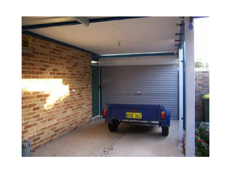 32 Royal Palm Drive, Warnbro WA 6169