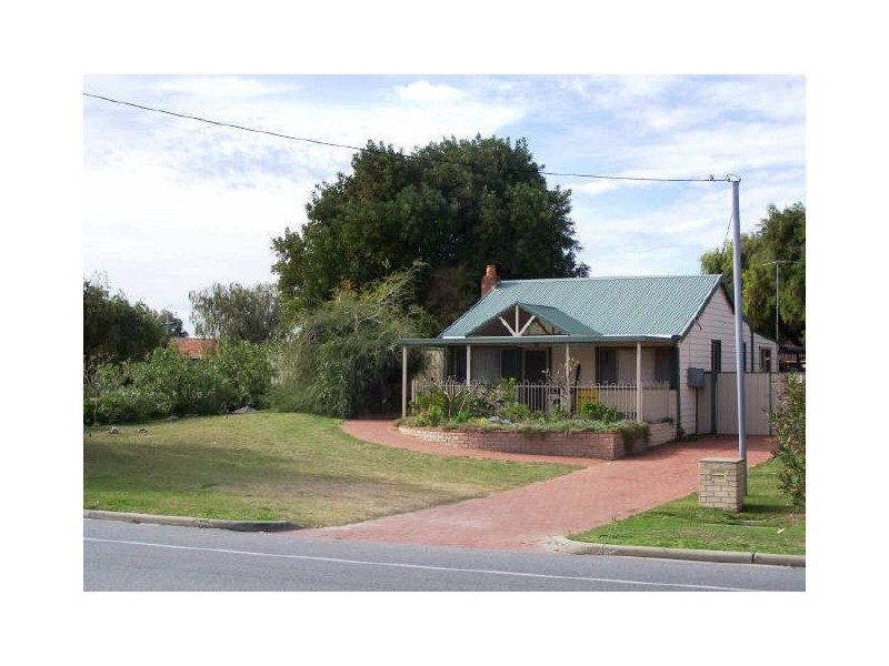 128 Safety Bay Road, Shoalwater WA 6169