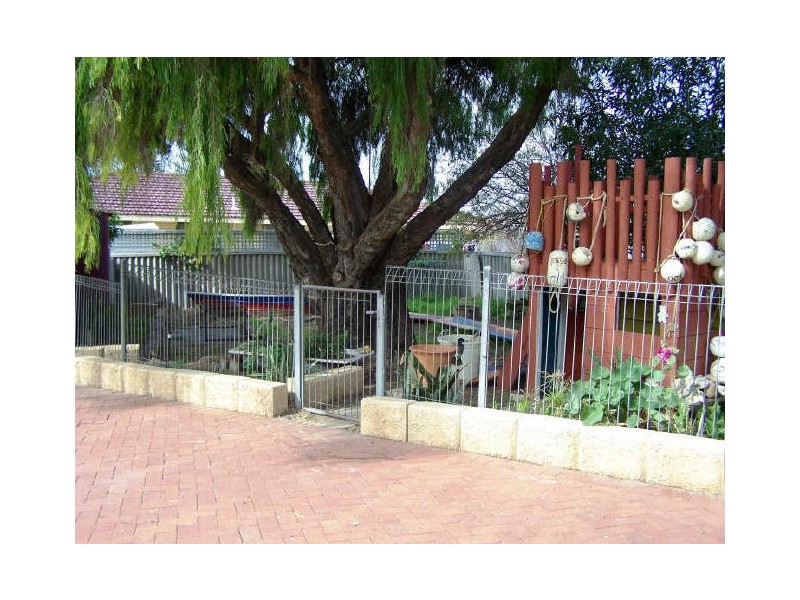 128 Safety Bay Road, Shoalwater WA 6169