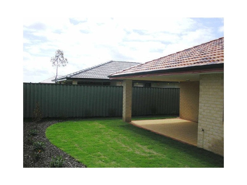 6 Corfu Pass, Port Kennedy WA 6172