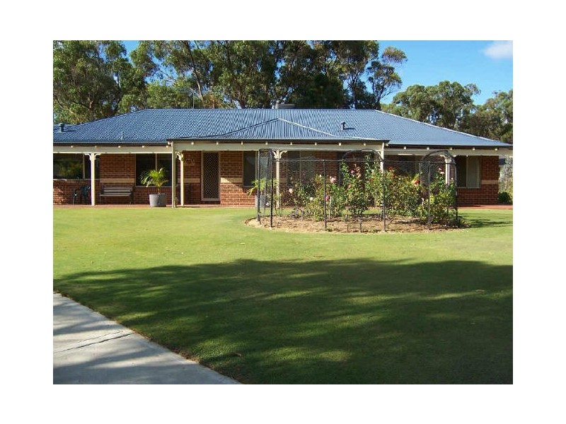 8 Oak Way, Baldivis WA 6171