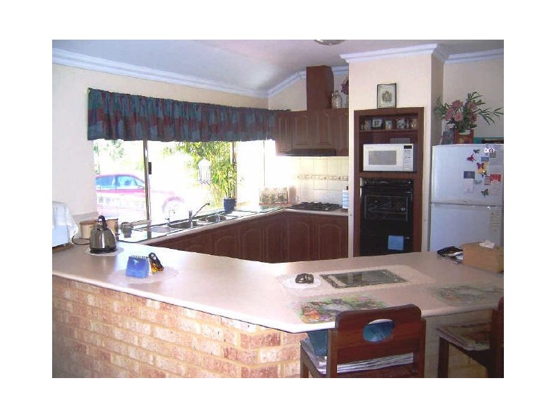 8 Oak Way, Baldivis WA 6171