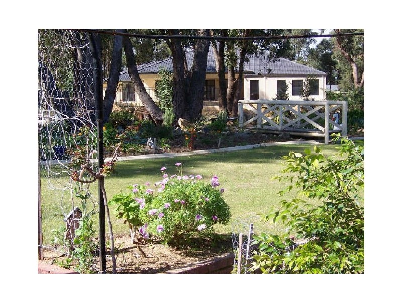 8 Oak Way, Baldivis WA 6171