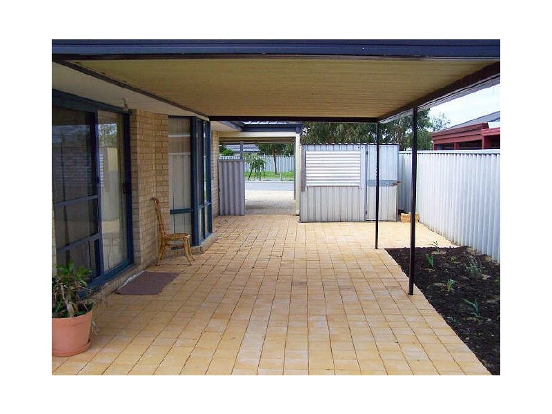20 Dunlowe Loop, Warnbro WA 6169