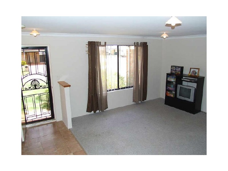 18 Carmana Lane, Warnbro WA 6169