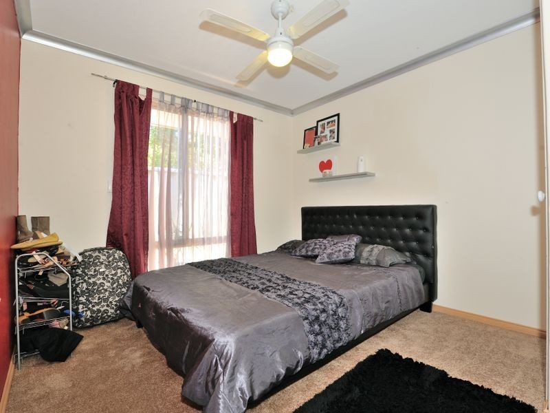 38 Orleans Drive, Port Kennedy WA 6172