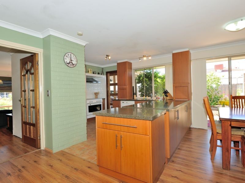 38 Orleans Drive, Port Kennedy WA 6172