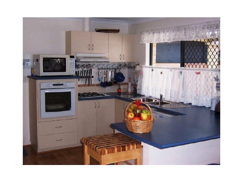 2 Shalimar Brace, Shoalwater WA 6169