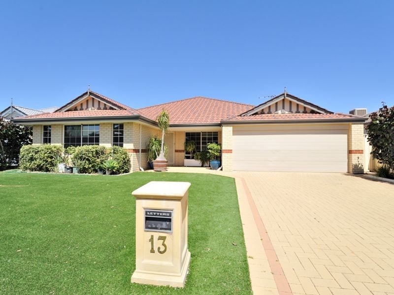 13 Rewell Terrace, Baldivis WA 6171