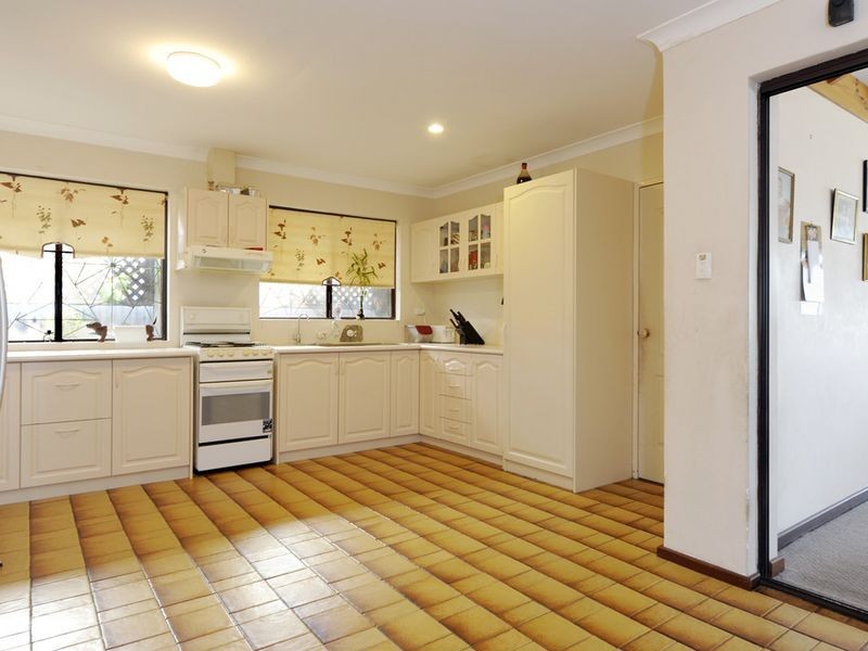 10 Norring Street, Cooloongup WA 6168