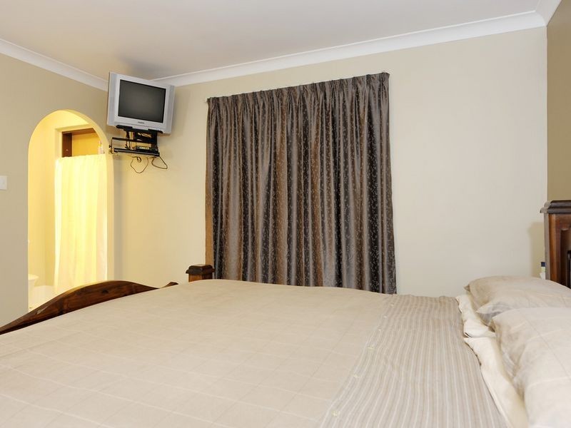 10 Norring Street, Cooloongup WA 6168
