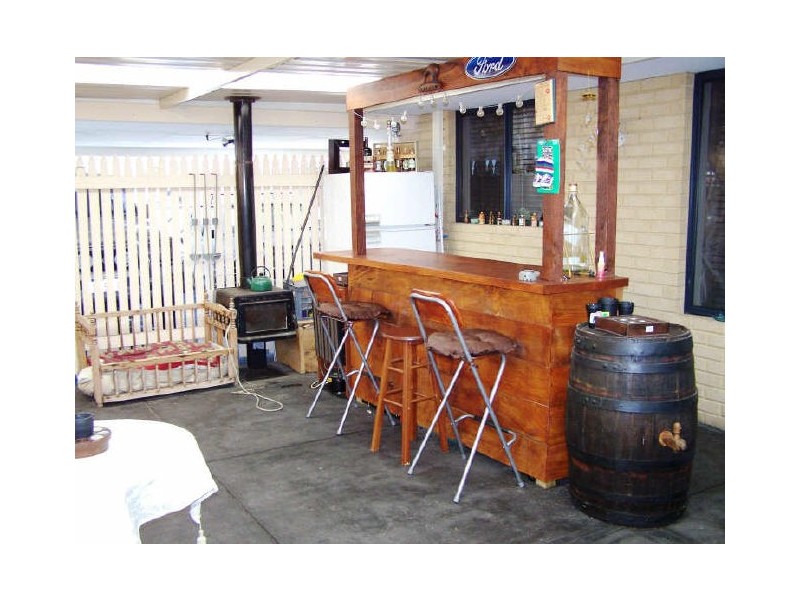 39 Mornington Bvd, Waikiki WA 6169