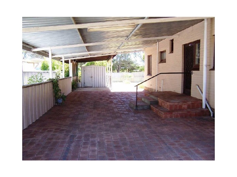 9 Indus Cl, Rockingham WA 6168