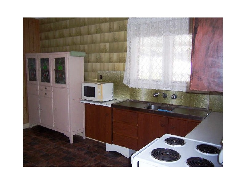 9 Indus Cl, Rockingham WA 6168