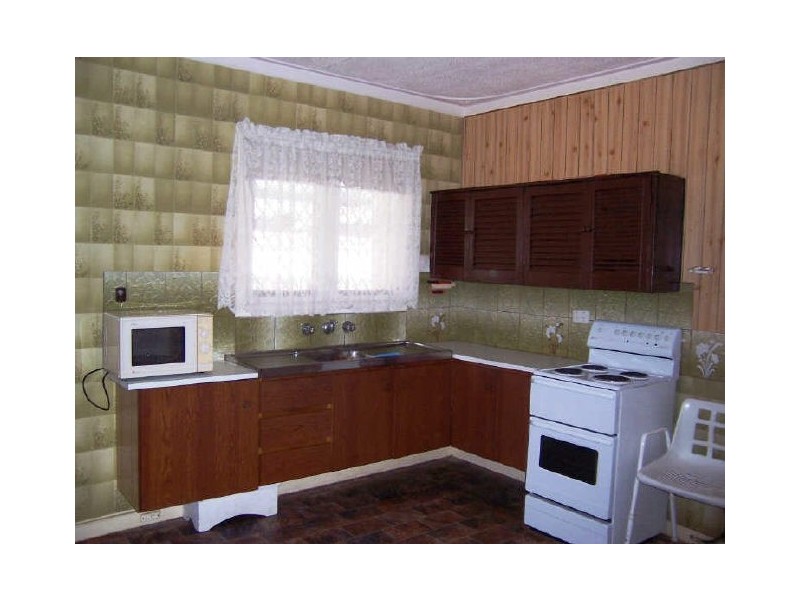 9 Indus Cl, Rockingham WA 6168