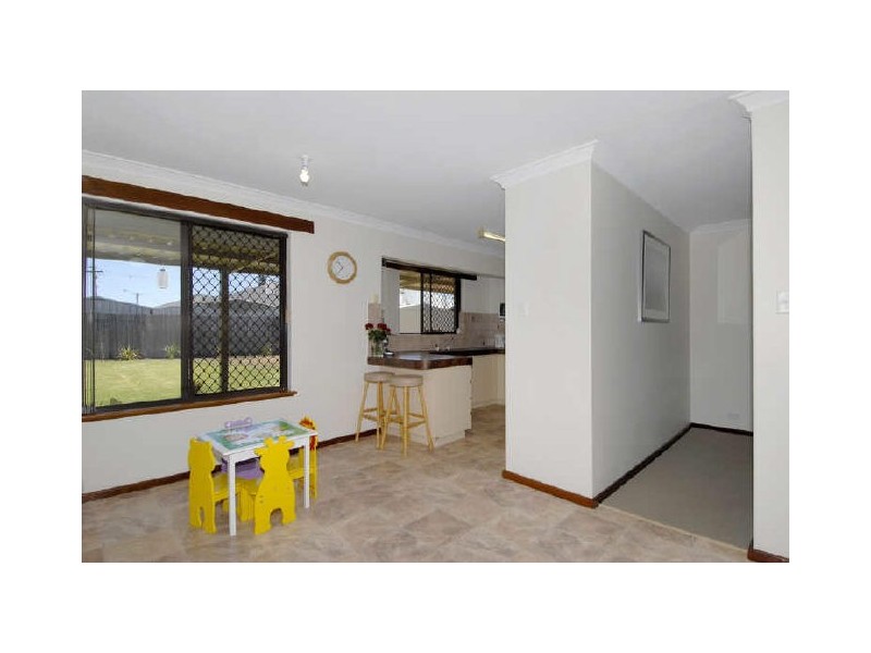 8 Casserley Road, Rockingham WA 6168