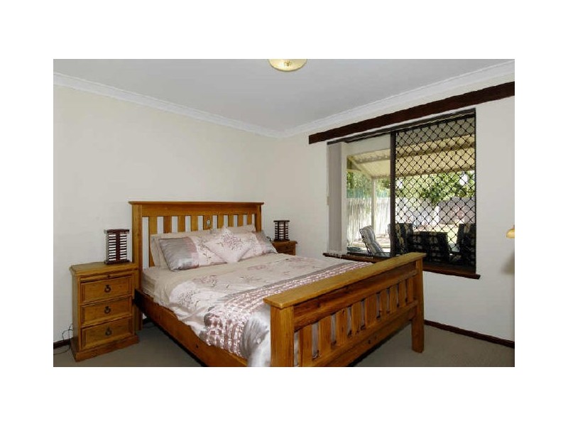 8 Casserley Road, Rockingham WA 6168