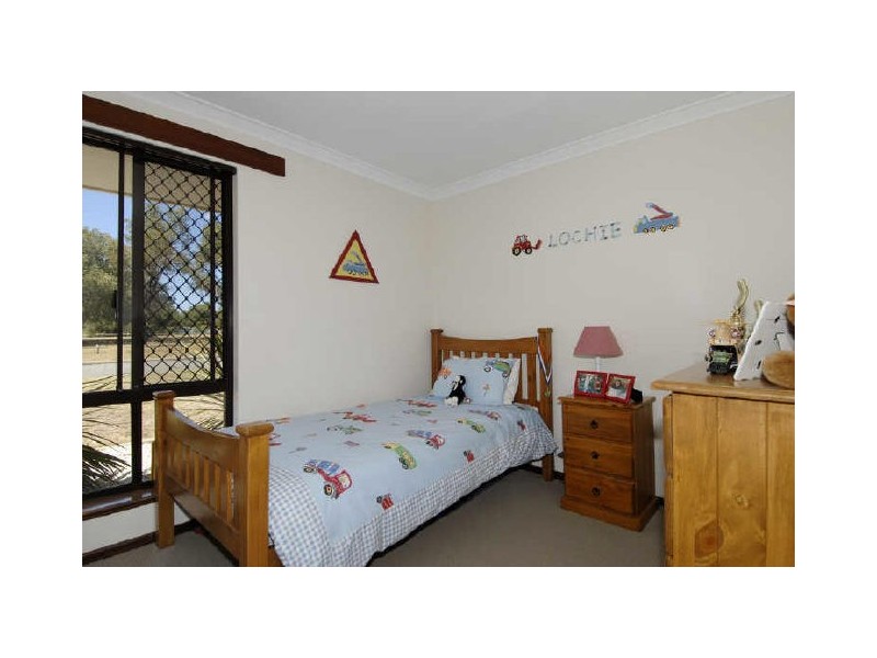 8 Casserley Road, Rockingham WA 6168