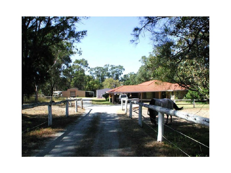 415 Amarillo Drive, Karnup WA 6176