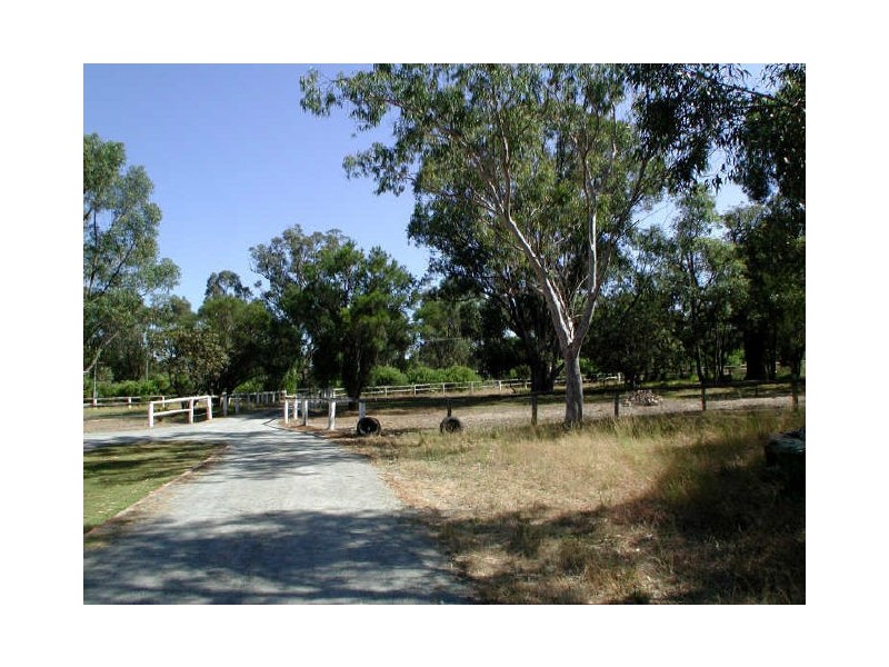 415 Amarillo Drive, Karnup WA 6176