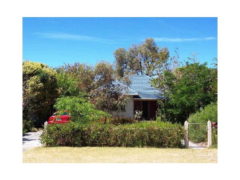 51 Saw Avenue, Rockingham WA 6168