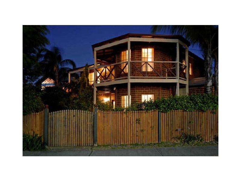 2 Smythe Street, Rockingham WA 6168