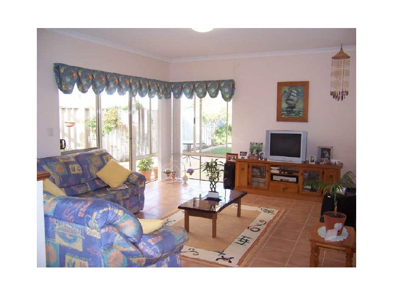 3 Cardiff Place, Warnbro WA 6169