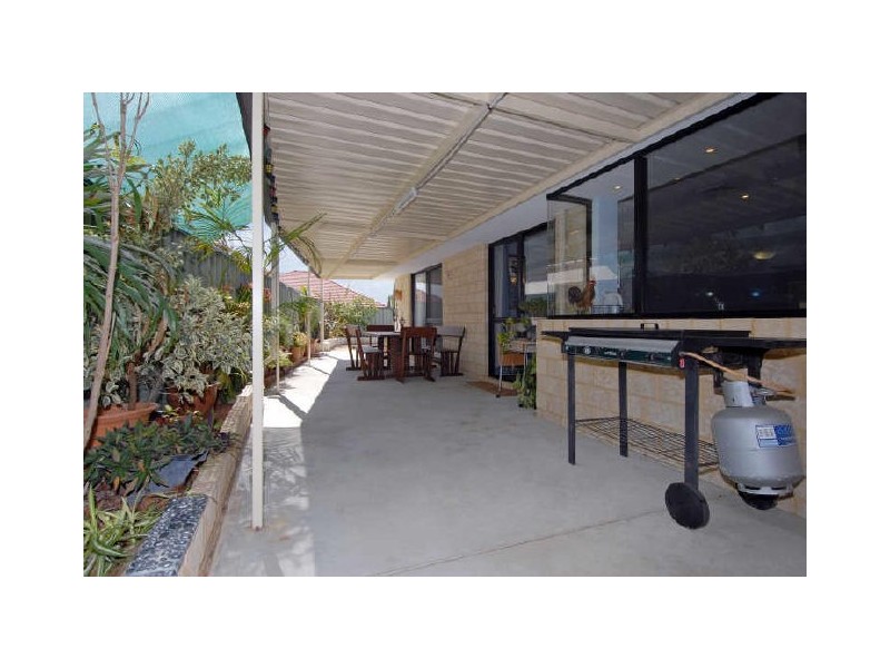 17 Althorpe Cres, Port Kennedy WA 6172