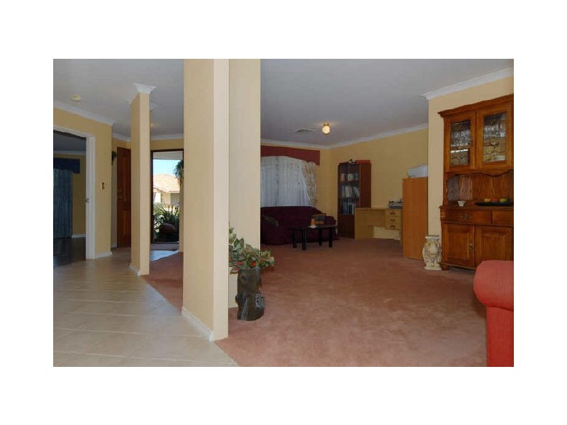 17 Althorpe Cres, Port Kennedy WA 6172