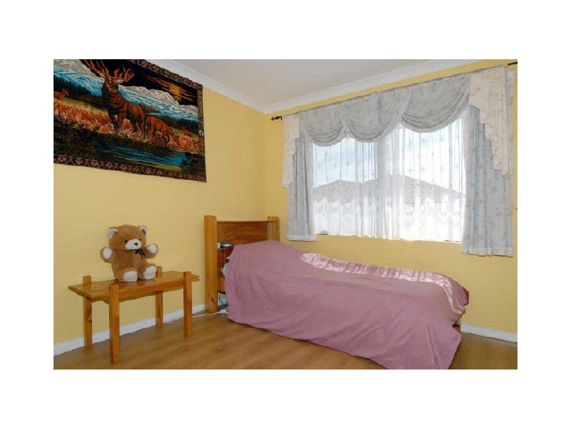 17 Althorpe Cres, Port Kennedy WA 6172