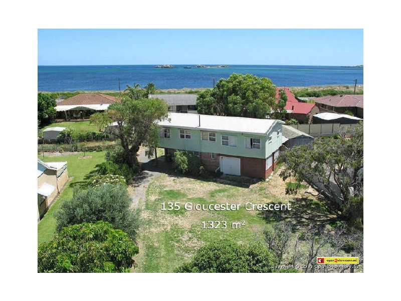 135 Gloucester Cres, Shoalwater WA 6169