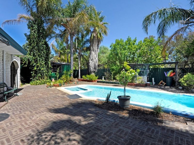 28 Calume Street, Hillman WA 6168