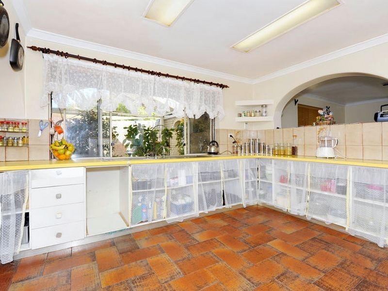 28 Calume Street, Hillman WA 6168